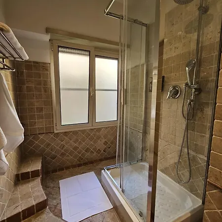 A Casa Di Luca Апартаменты Рим